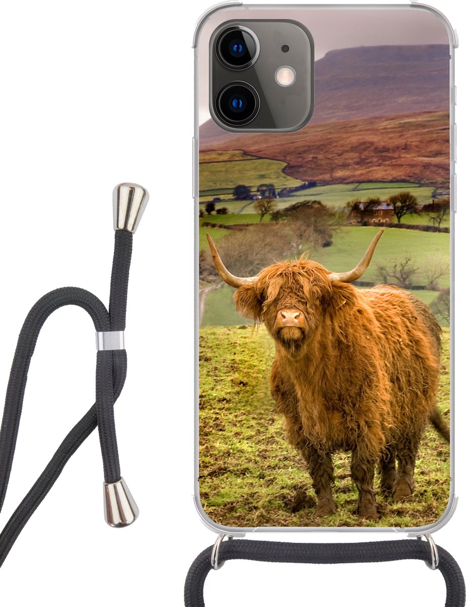 Telefoonhoesje Geschikt voor iPhone 11 - Schotse Hooglander - Berg - Herfst - Siliconen - Crossbody - Backcover met Koord - Telefoonhoesje met koord - Hoesje met touw Telefoonhoesje