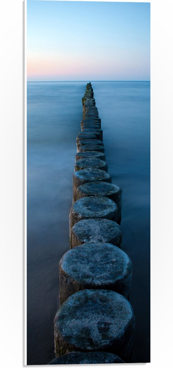 PVC Schuimplaat - Strand - Zand - Zee - Palen - Hout - 20x60 cm Foto op PVC Schuimplaat (M