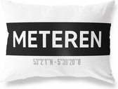 Tuinkussen METEREN - GELDERLAND met coördinaten - Buitenkussen - Bootkussen - Weerbestendig - Jouw Plaats - Studio216 - Modern - Zwart-Wit - 50x30cm