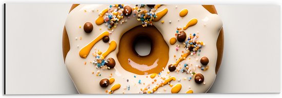Dibond - Geglazuurde Donut tegen Lichtgekleurde Achtergrond - 60x20 cm Foto op Aluminium (Met Ophangsysteem)