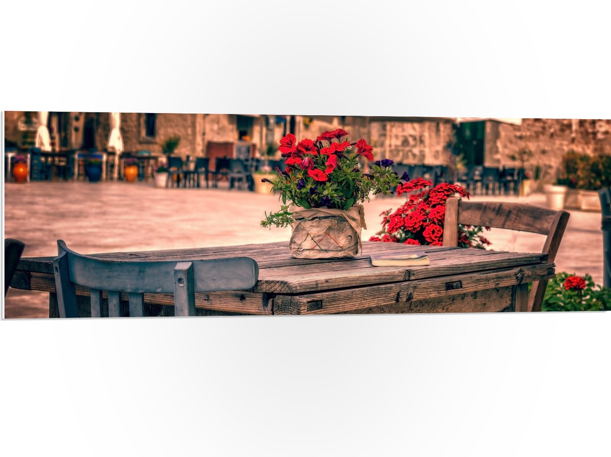PVC Schuimplaat - Tafel - Pleintje - Bloemen - Stoelen - Parasol - Kleuren - 120x40 cm Foto op PVC Schuimplaat (Met Ophangsysteem)