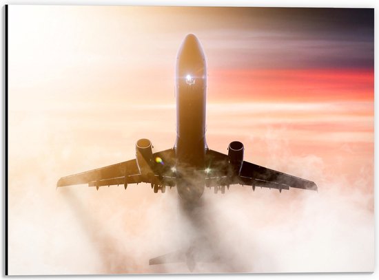 Dibond - Passagiersvliegtuig bij Zonsondergang door de Wolken - 40x30 cm Foto op Aluminium (Met Ophangsysteem)