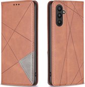 Mobigear Telefoonhoesje geschikt voor Samsung Galaxy A24 Hoesje | Mobigear Rhombus Bookcase | Pasjeshouder voor 2 Pasjes | Telefoonhoesje voor Pinpas / OV Kaart / Rijbewijs - Bruin