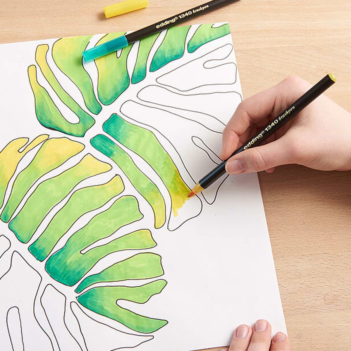 edding 1340 brushpennen set - 10 verschillende kleuren - penceelachtige punt - geschikt voor o.a. handlettering en zendoodle — afbeelding 2