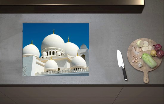 Inductieplaat Beschermer - Witte Sjeik Zayed-moskee onder Stralend Blauwe Lucht op Zomerdag in Abu Dhabi - 60x52 cm - 2 mm Dik - Inductie Beschermer van Vinyl