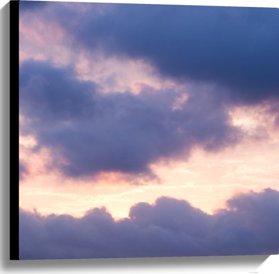 Canvas - Wolken met Roze Lucht - 60x60 cm Foto op Canvas Schilderij (Wanddecoratie op Canvas)