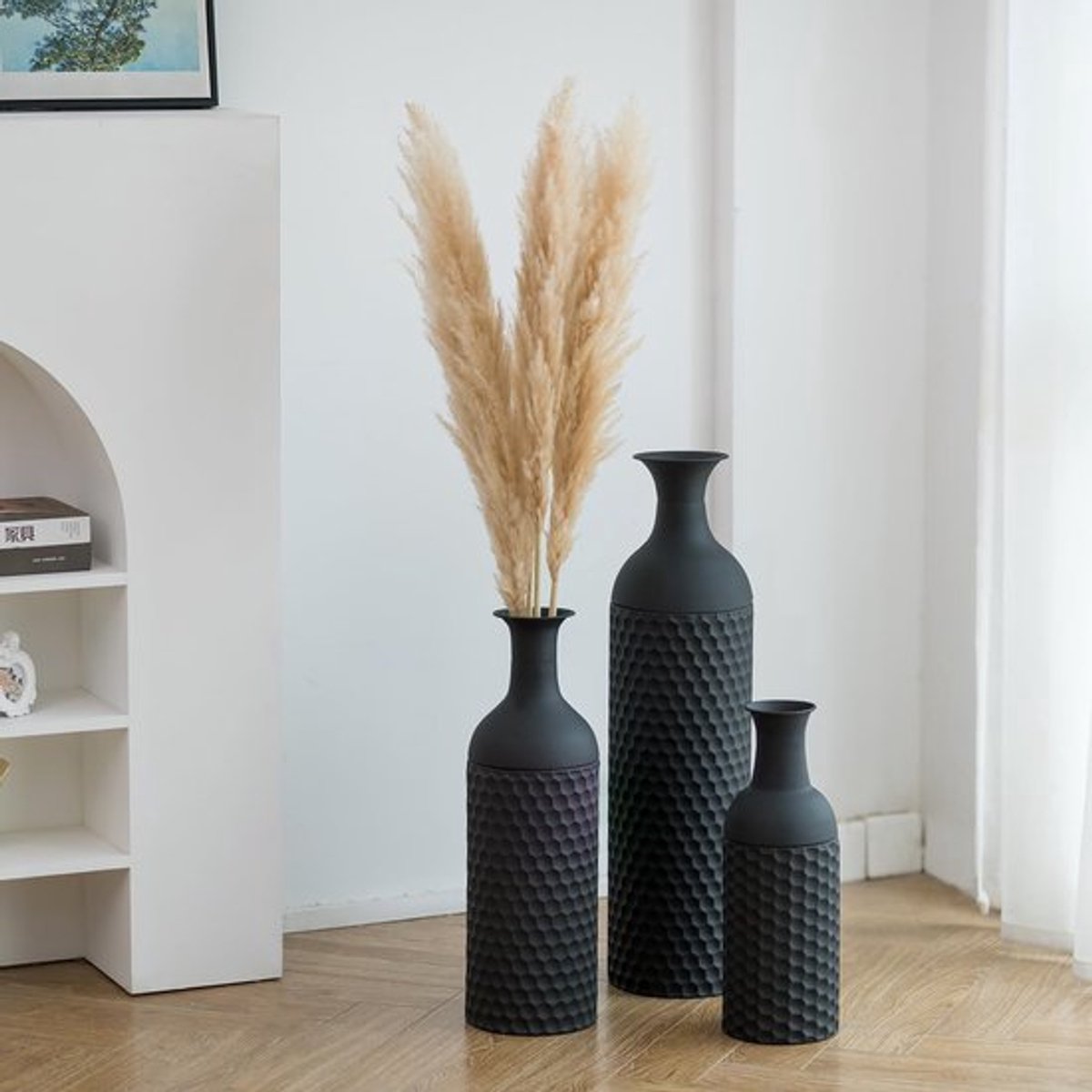 Sziqiqi Extra grote zwarte vloervazen - 68/51/41cm hoge metalen staande vaas set van 3 moderne honingraattextuur grote vaas voor woonkamer slaapkamer oversized bloemenvaas voor pampas's