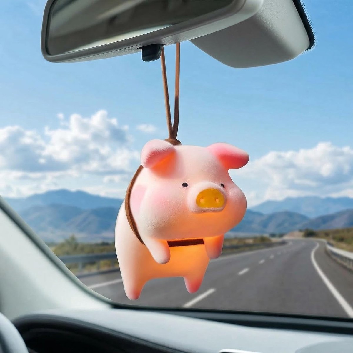 Auto decoratie voor ophangen - Achteruitkijkspiegel versiering - Varkentje - Creëert een vrolijke sfeer - ShopVlot