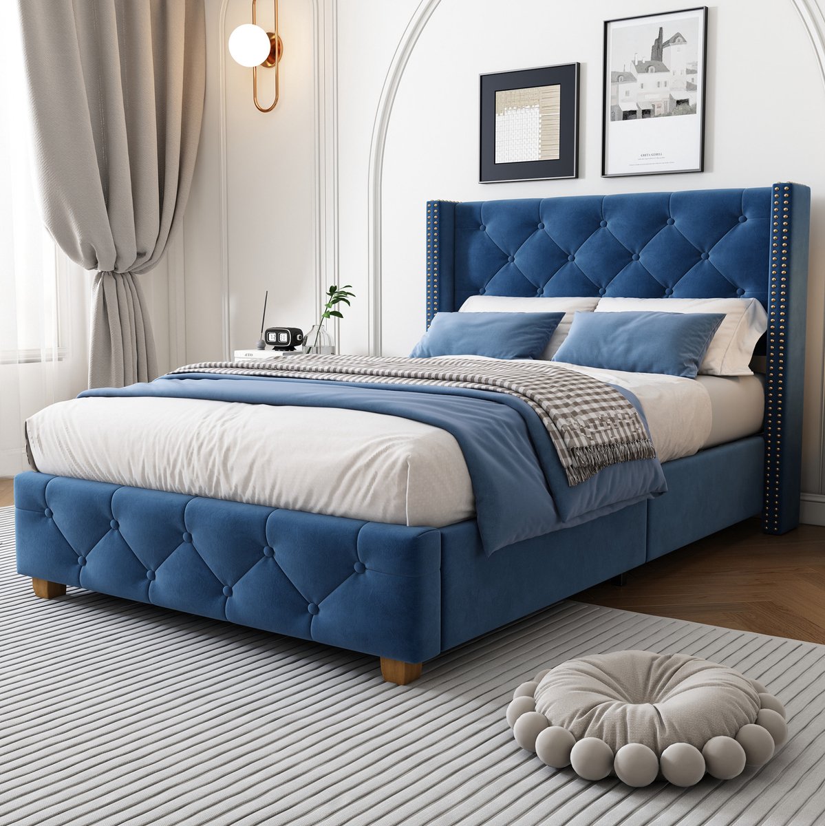 MEUNIQ gestoffeerd eenpersoonsbed 90x200 cm met lattenbodem, hoofdbord en voetbord met knoopdetails, velvet look, houten poten, slaapkamer, blauw