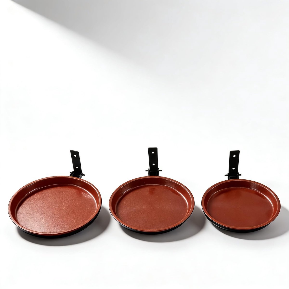 Dailygoods- Vogelbad - Boommonteerd - Robuuste metalen ring - Functioneel vogelbadje - Weerbestendig materiaal - Gemakkelijk te installeren - Vogeldrinkbak