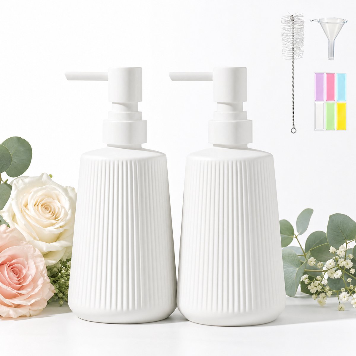 Zeepdispenserset van glas - 2 x 350 ml - matwitte pompflessen met verticale ribbels, reinigingsborstel, trechter en labels voor keuken en badkamer