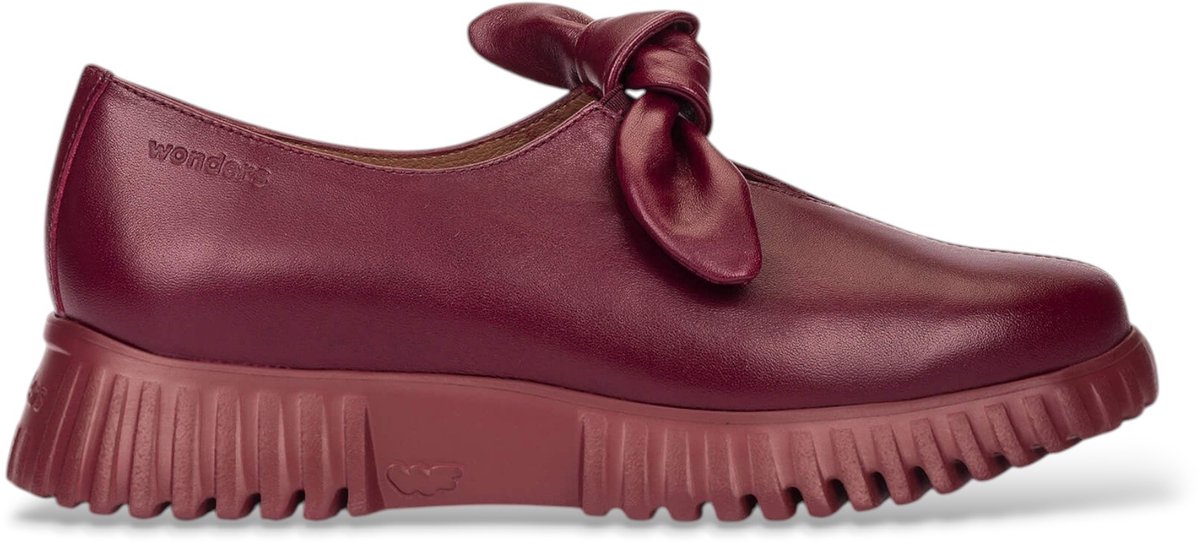 Wonders Leren Velvet loafers in granaatrood