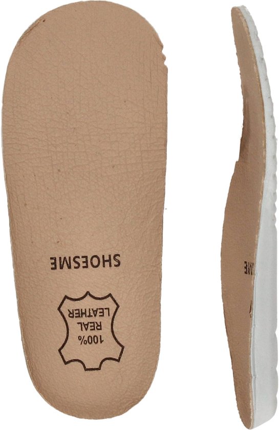 Binnenzolen van lichtbruin leer met 'SHOESME' en '100% REAL LEATHER' opdruk.