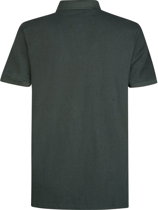 Donkergroene polo, achterkant zichtbaar met kraag en korte mouwen.