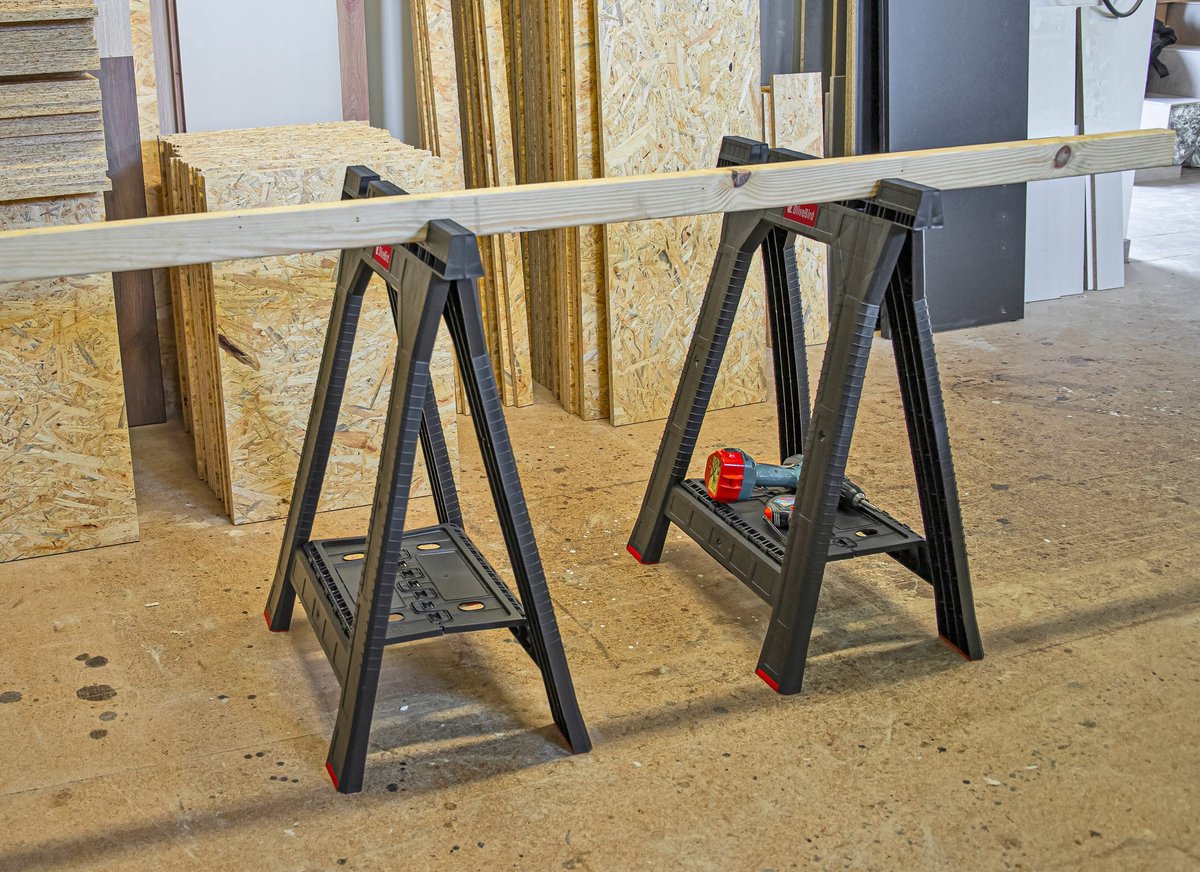 SnelShoppen - Set van 2 vouwbare werkbanken Zaagpaard met lade voor gereedschap - Sterk en stevig, ondersteunt tot 350 kg, antislip voetjes, ideaal vo