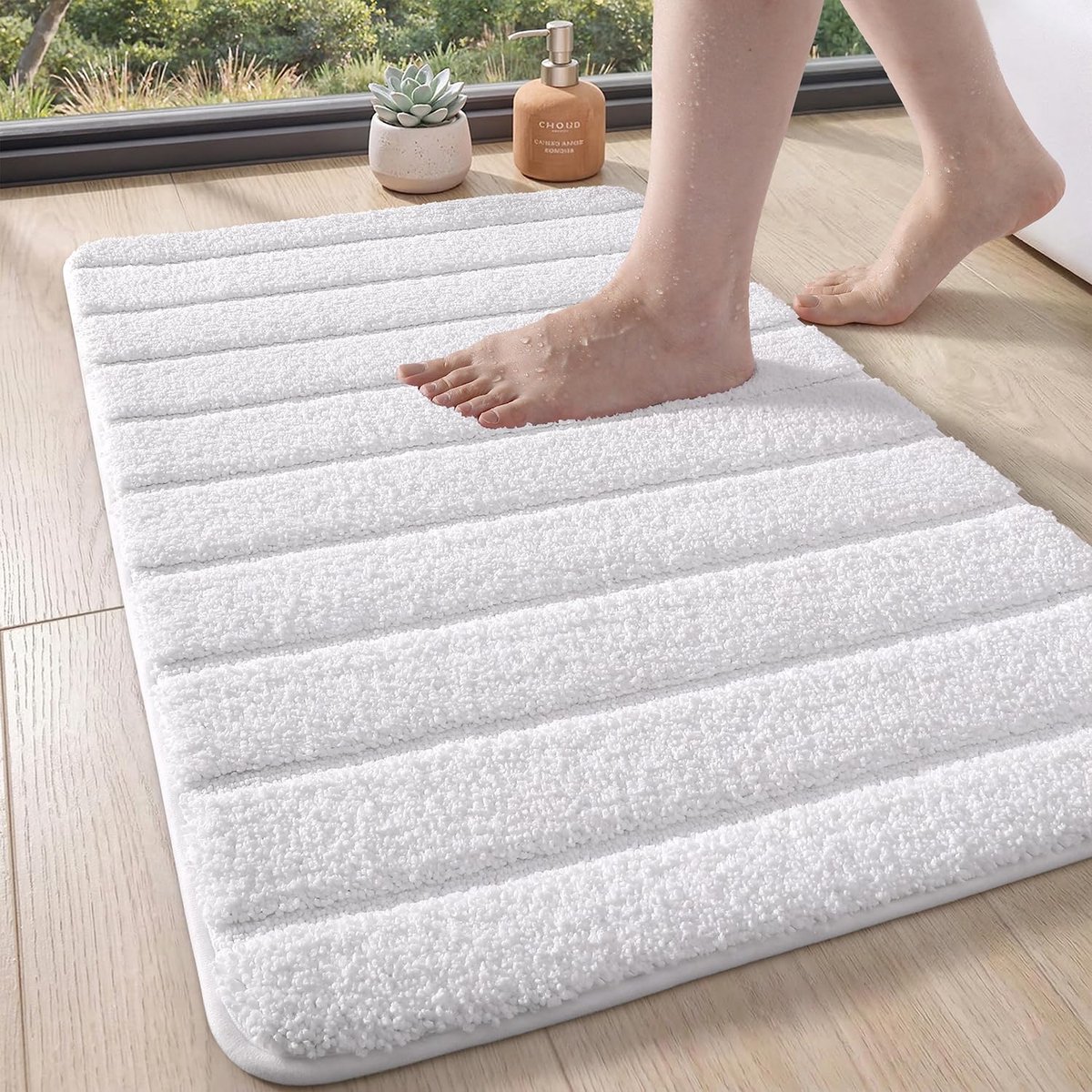 SnelShoppen - DEXI Badmat 45 x 75 cm, Antislip Badmatten, Extra Zachte Microvezel, Absorberende Badkamermat, Machinewasbaar, Wit voor Badkamer, Bad en