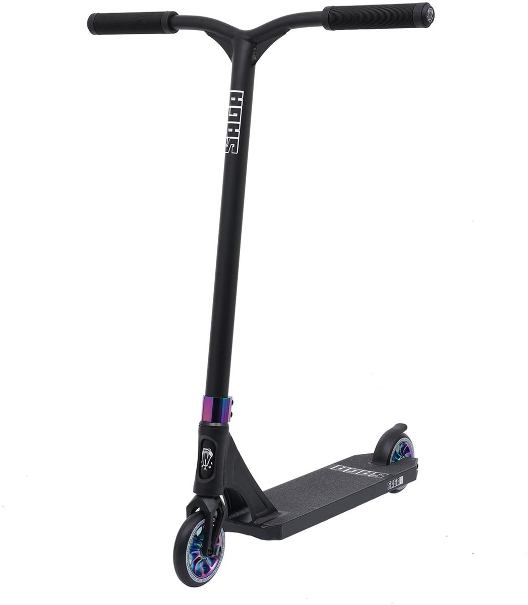 Vokul Saga 4 Stuntstep - Zwart - 110 mm Wielen