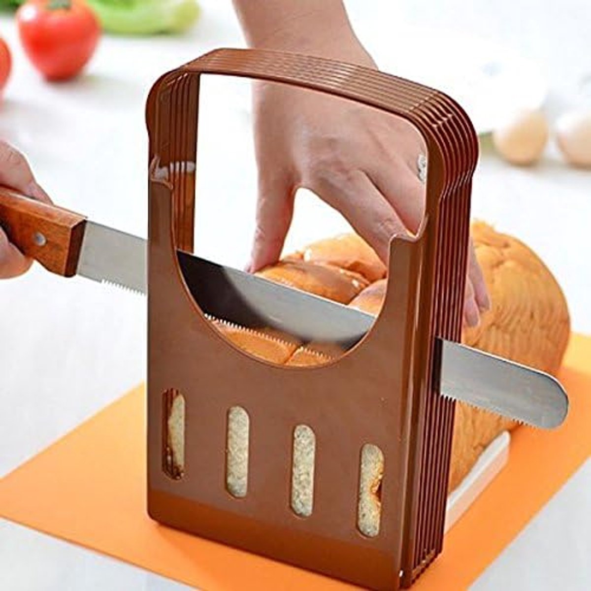 Thijox - Broodsnijder voor Perfecte Sneetjes Brood en Toast - Snijmachine, Snijhulp in ABS-Kunststof, Ruimtebesparend Keukengereedschap 28,5x19,5cm