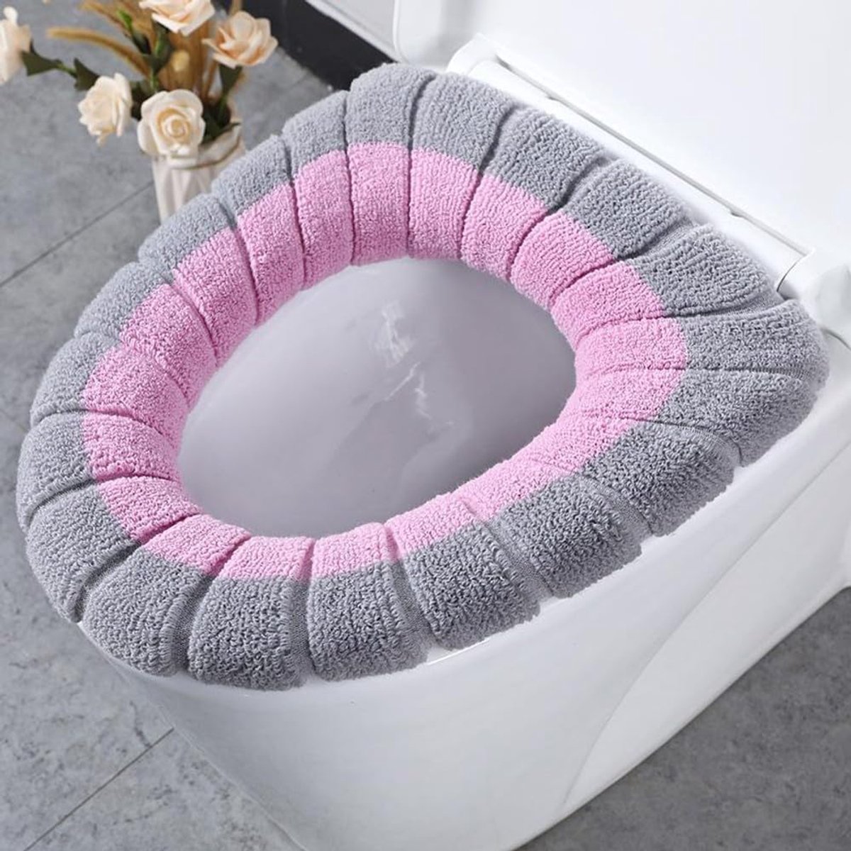 Toilet Bril Hoes - Zachte Topper - Comfort Verhogend - Wasbaar Materiaal - 30cm Diameter - Roze Grijs