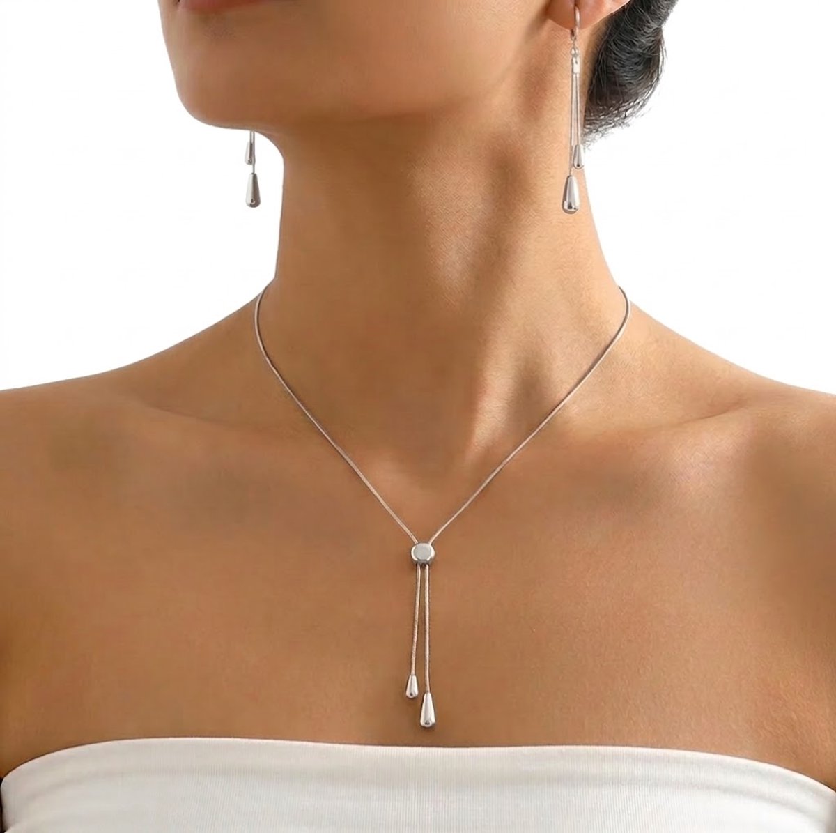 Zilverkleurige ketting met druppelvormige hangers – ketting voor dames – minimalistische schakelketting met fantasiehanger