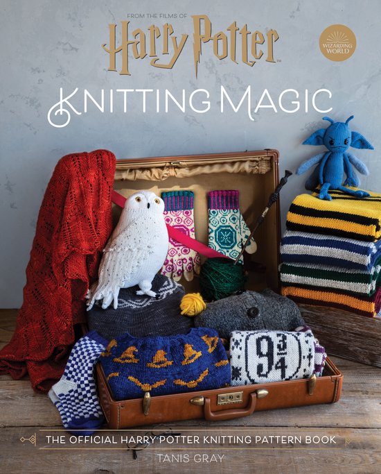 Harry Potter: Knitting Magic: The Official Harry Potter Knit ... - cover