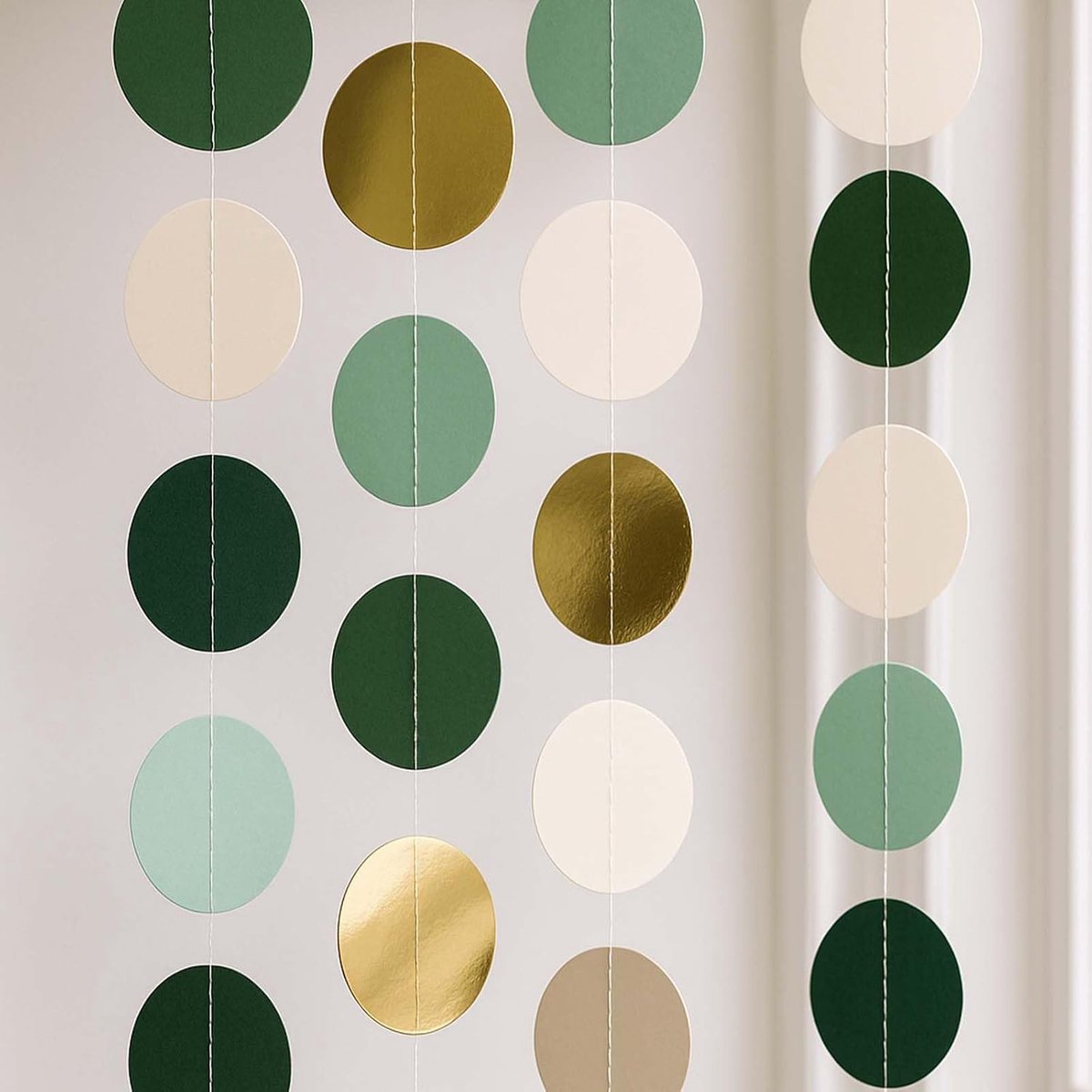 Slinger met stippen - Papieren decoratie Cirkel slinger - Feestelijke decoratie - Herbruikbaar en waterdicht - 4 meter - Bosgroen