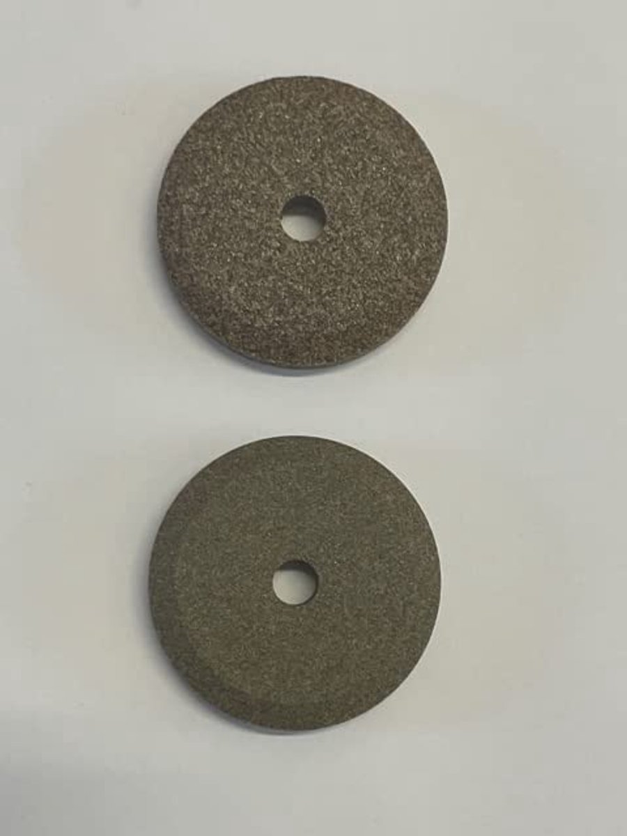 (2 stuks) slijpschijven diameter 40 mm - dikte 8 mm - boring 6 mm reserveonderdeel voor slijpmachine