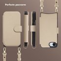 Beige telefoonhoes met koord, getoond vanuit verschillende hoeken. Perfecte pasvorm.