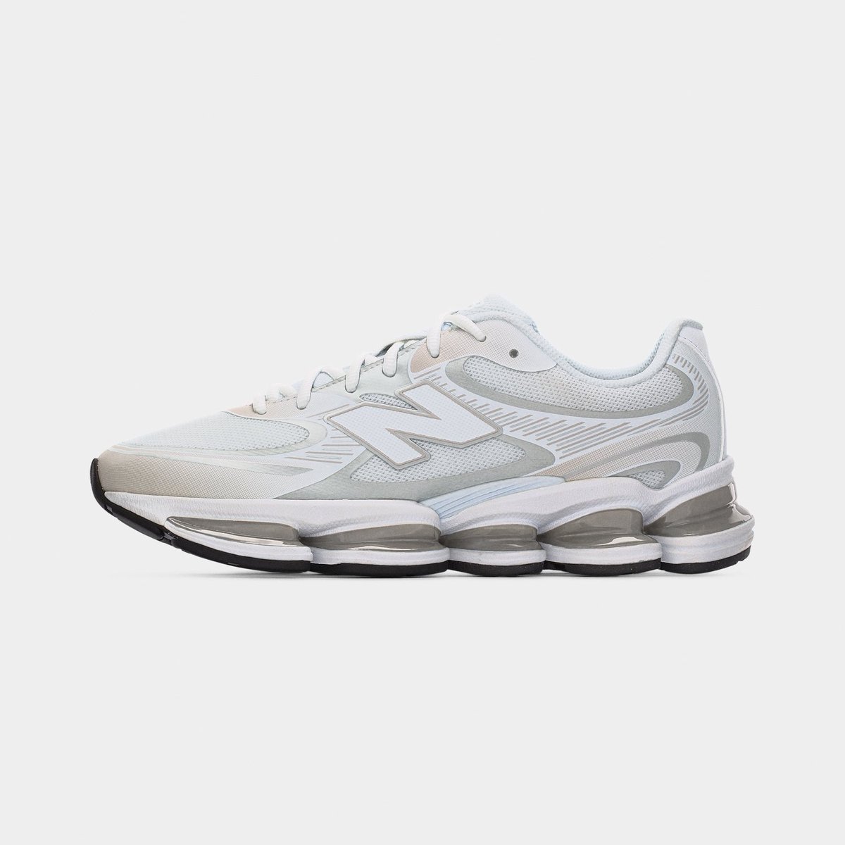 New Balance 2000 Unisex Metallic Wit