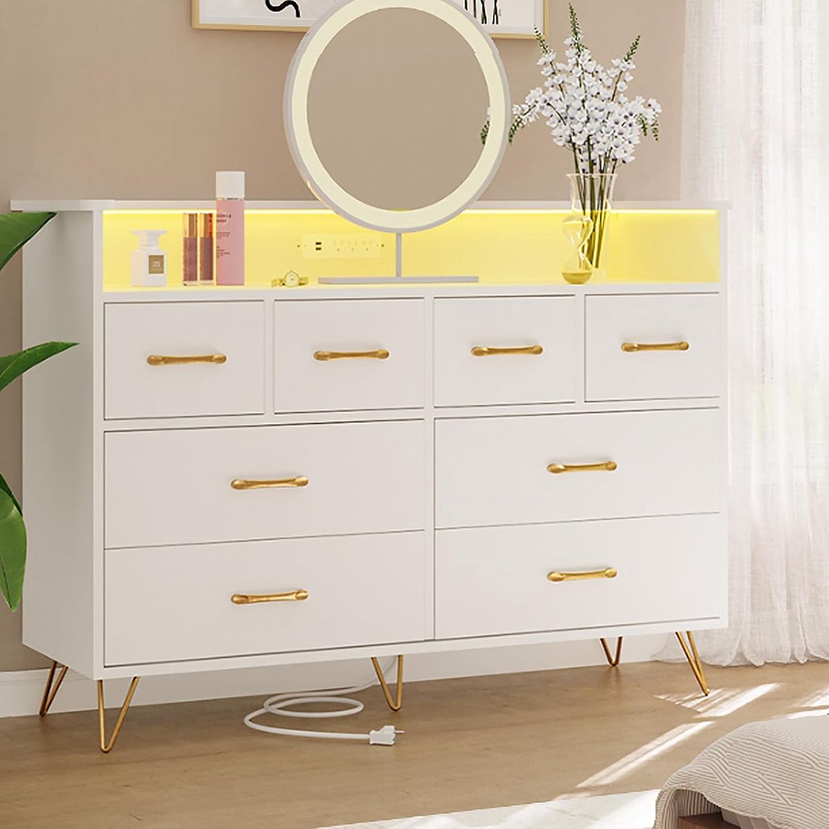 Commode - met 8 laden en RGB LED-verlichting + Oplaadstation (stopcontacten/USB-poorten) - Open opbergruimte, gouden handgrepen, moderne stijl, voor slaapkamer/woonkamer/hal - Wit