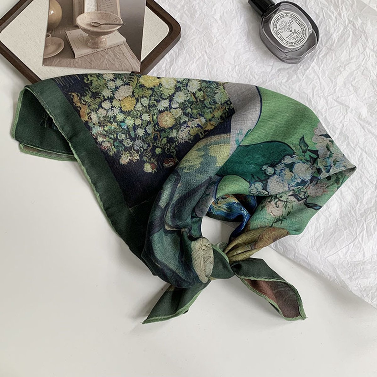 Dubbelzijdige patroon sjaal - kleine vierkante sjaal - het hele jaar door bruikbaar - veel draagmanieren - decoratieve omslagdoek-68*68cm-Patchwork witte rozen