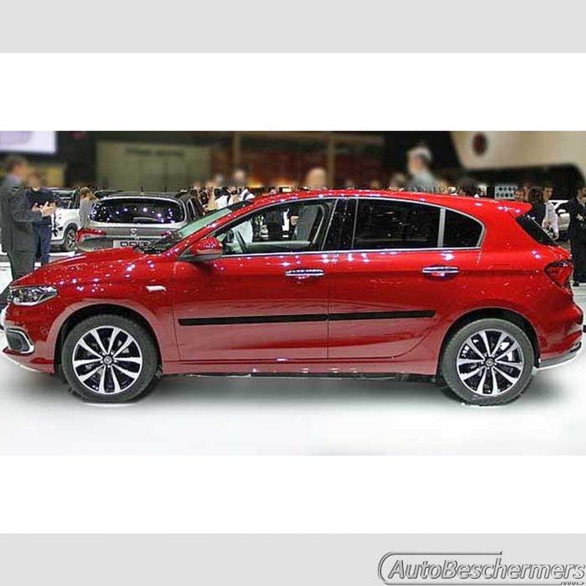 Stootlijsten set zwart voor Fiat Tipo Hatchback 03.2016-. De stootstrips zijn zelfklevend. Set a 4 stuks (#0046)