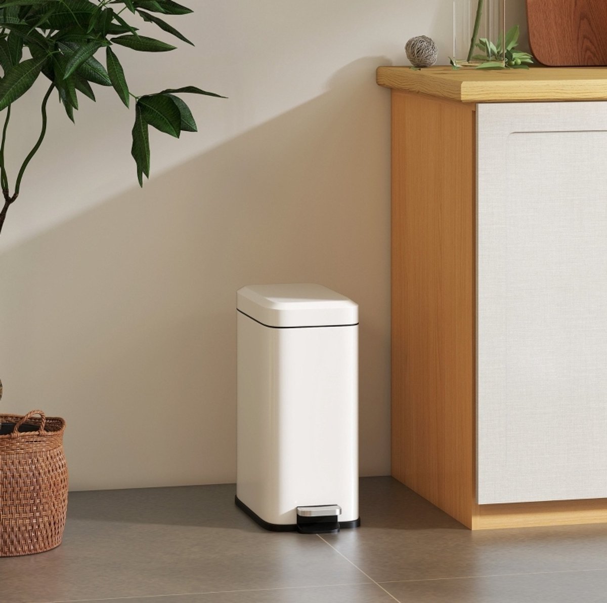 DESMIU Pedaalemmer – 5 Liter Met Voetpedaal En Deksel – 29,2 x 14 x 32 cm – Metaal – Wit – Voor Badkamer, Slaapkamer En Kantoor