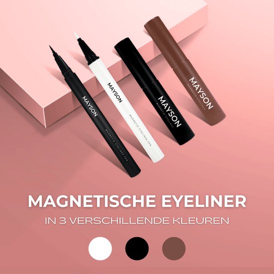 Drie Mayson Magnetic Eyeliner pennen in zwart, wit en bruin, naast een Mayson Magnetic Eyeliner tube.