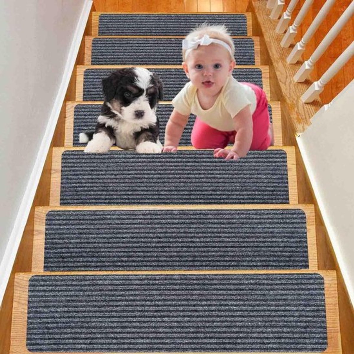 Trapmatten Zelfklevend - Antislip - 15 Stuks - 60 x 20 cm - Donkergrijs - Geschikt voor Kinderen en Huisdieren - Traptapijt