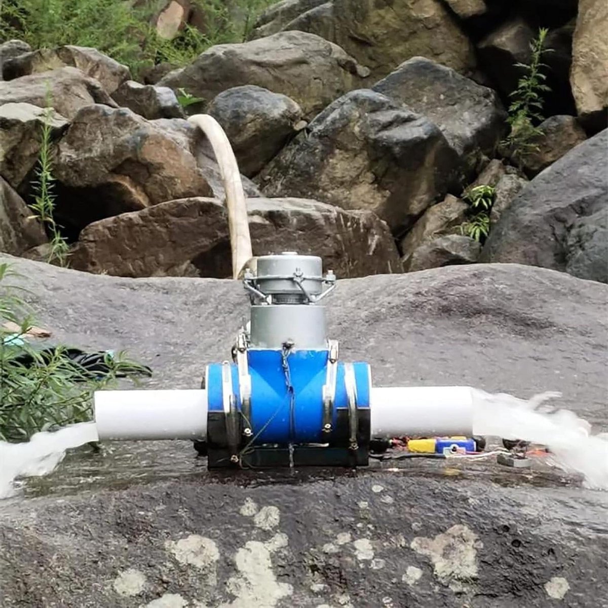 Horizontale Hydro Generator - Waterkracht Turbine - Energie Opwekken - Compact Ontwerp - 1000W 220V - Zilver