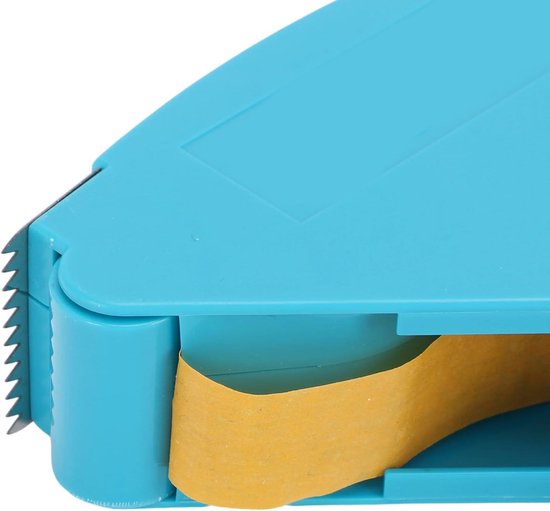 Detailopname van een blauwe tape-dispenser met een getand metalen snijblad en gele tape.