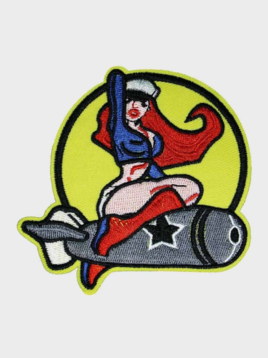 Patchy® – Pin-up Raket Strijk Embleem Patch 9.2 x 9.7 cm