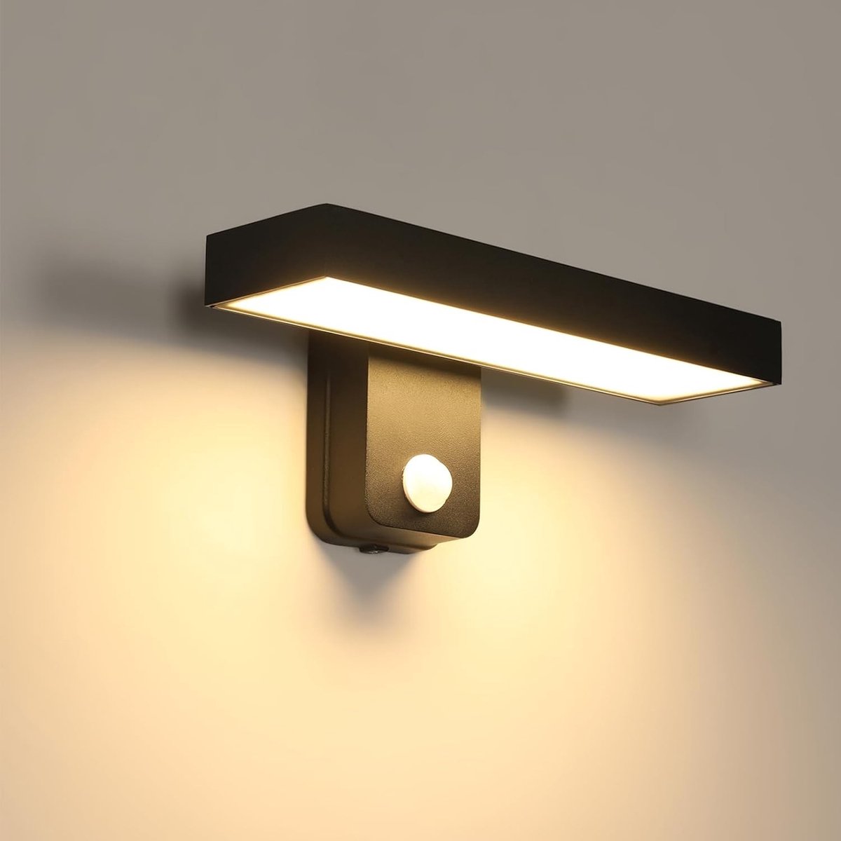 LED Wandlamp Buiten met Sensor - Warm Wit - 30 x 15.5 x 14 cm - Draaibare LED Lamp met Bewegingssensor - Voor Tuin en Terras