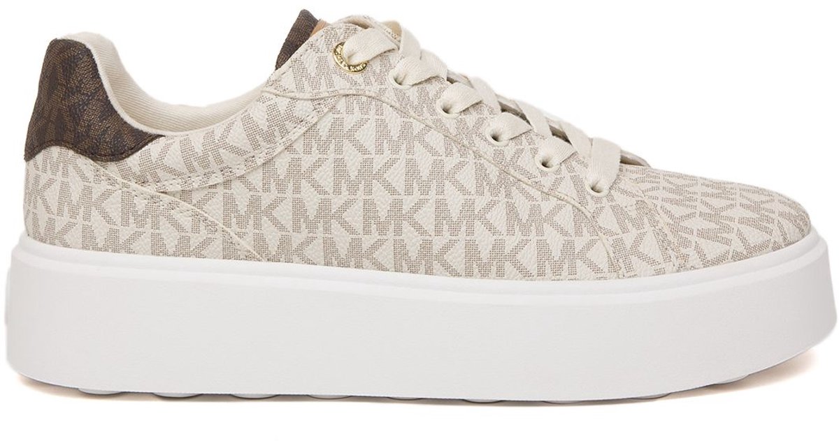 Romey Lace Up