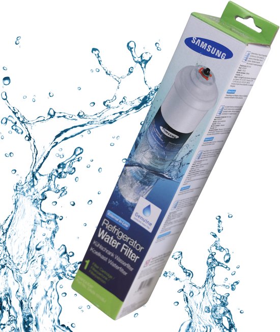 Witte Samsung in-line waterfilter met blauw/groene verpakking en water splash.