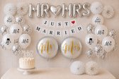 Just Married / MR en MRS partybox pakket set feest versiering/decoratie ballonnen slingers goud wit