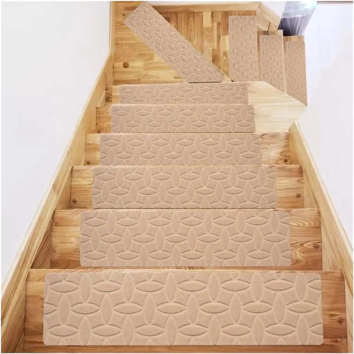 Traptreden matten set - Beige - 76 x 20,3 cm - 5 stuks - Zelfklevend - Antislip - Geschikt voor houten binnentrappen thuis