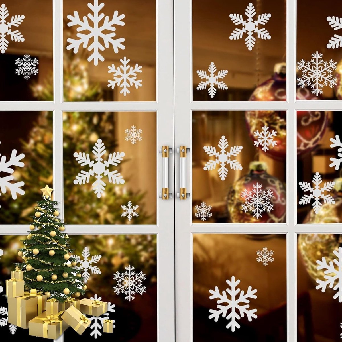 Kerstvensterdecoraties met sfeervolle afbeeldingen voor een feestelijke uitstraling