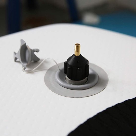 SUP Pomp Adapter - Boot Klep Verloop - Sneller Vullen - Universele Aansluiting - Compact Formaat - Zwart — afbeelding 5