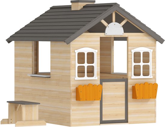 Houten speelhuisje op een witte achtergrond. Voorzien van een grijs dak, houten muren, ramen en deuren.