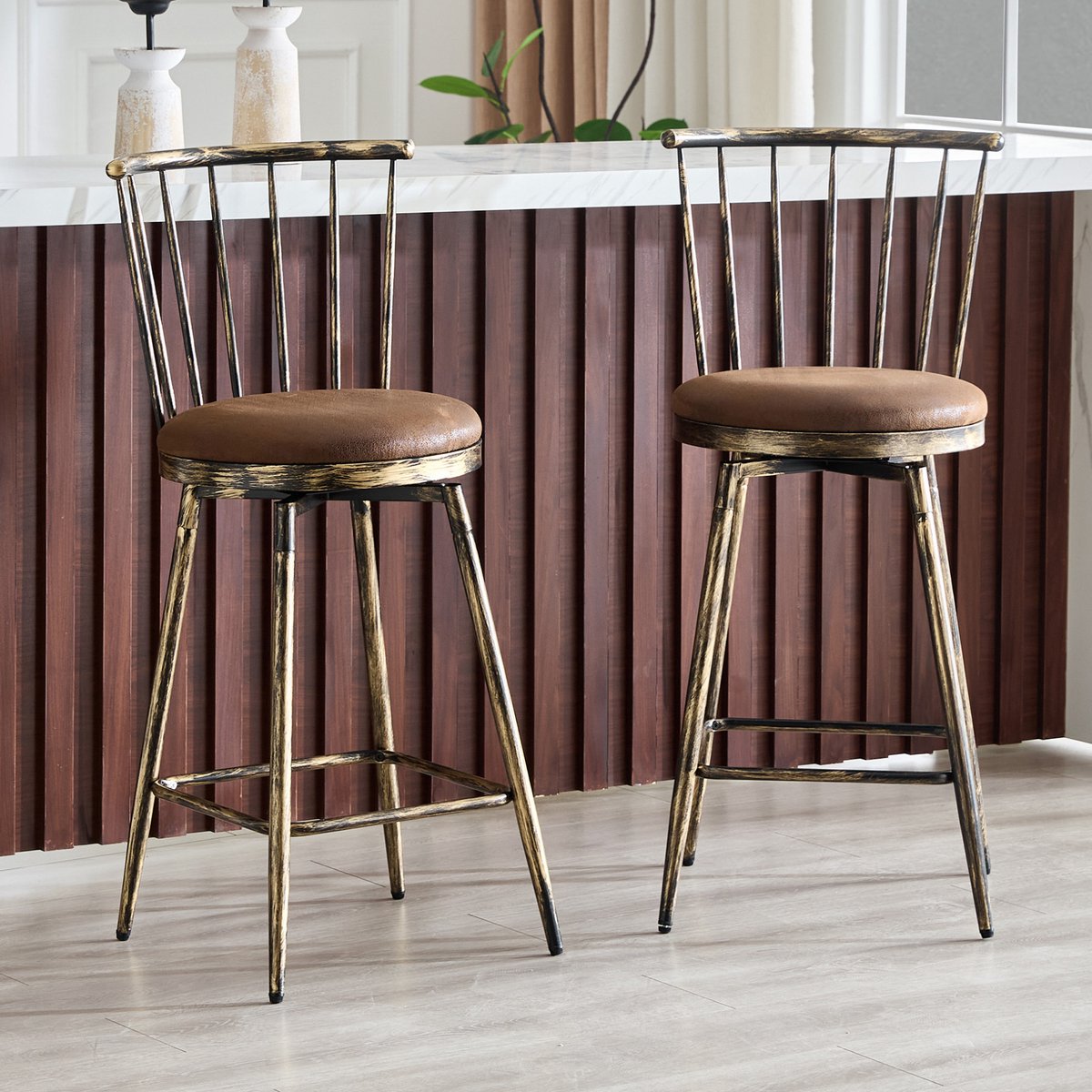 Metalen Barkruk Met Windsor Rugleuning En Zachte Zitting Set Van 2 Voor Keuken Eiland Bar En Restaurant In Bruin