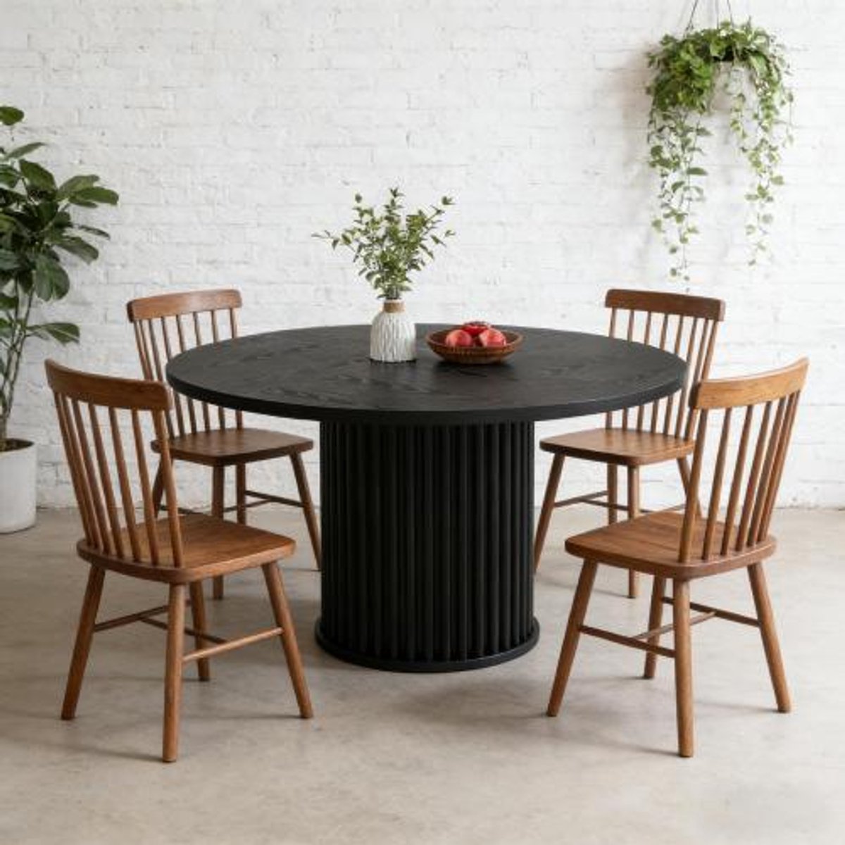 HAUSS SPOLE Eettafel - Ronde Tafel Voor 6 Personen Met Moderne Uitstraling - Voor Eetkamer Of Vergaderruimte - Hout En Metaal - 120x120x76 Cm - Zwart