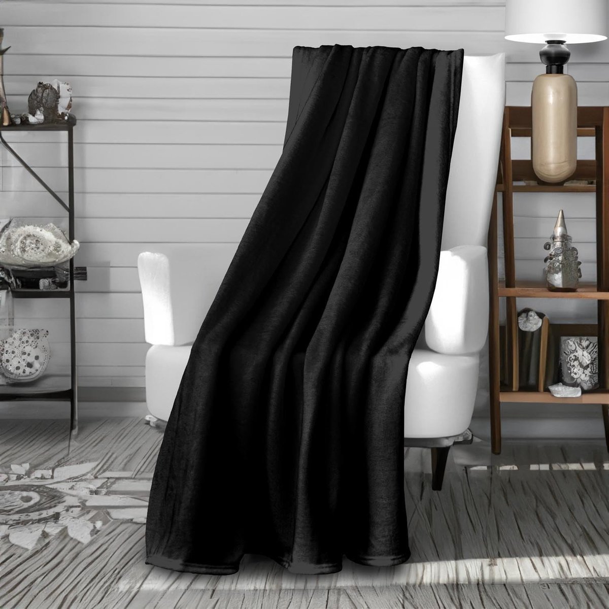 Omgoods - Flanellen Deken 140 x 200 cm - Luxe en Comfortabel in Zwart