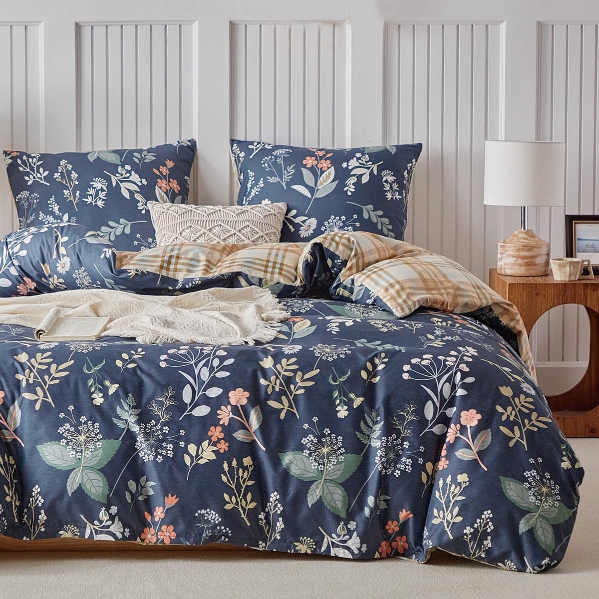 Omgoods - Bloemige Microfiber Dekbedovertrekset 260 x 240 cm met 2 Kussenslopen
